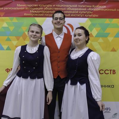 Ucastniki 9